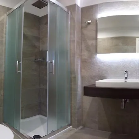 Otel Mercedes Limone sul Garda